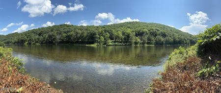 00 River Road