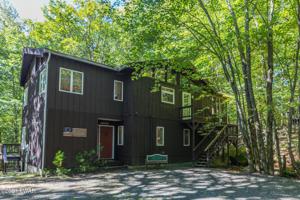 802 Whippltree Court East