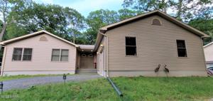 201 Fetlock Dr