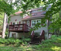1070 Red Hawk Dr