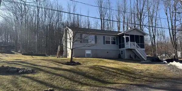 103 Lakeside Avenue