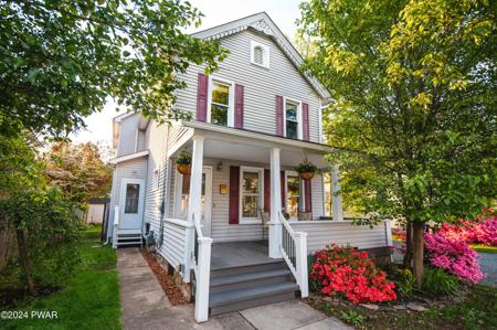 207 Avenue I