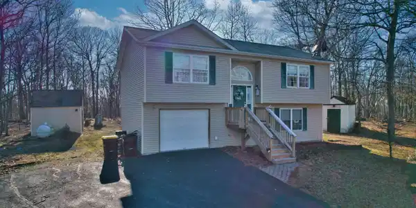 135 N Forrest Drive