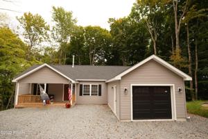 51 Woodcrest Ln
