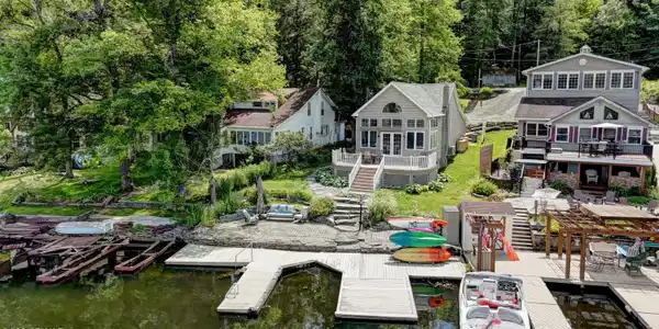 115 Cardinal Lane