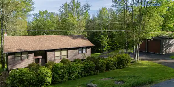 1111 Advent Road