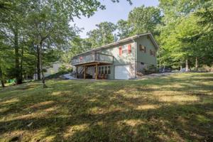 37 E Shore Dr