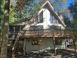 910 Deerfield Rd