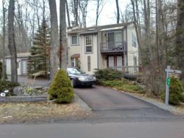 3789 Split Rail Ln