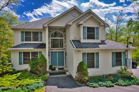 104 Montauk Court
