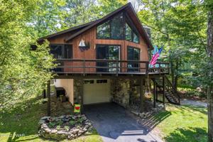 1032 Rainbow Dr