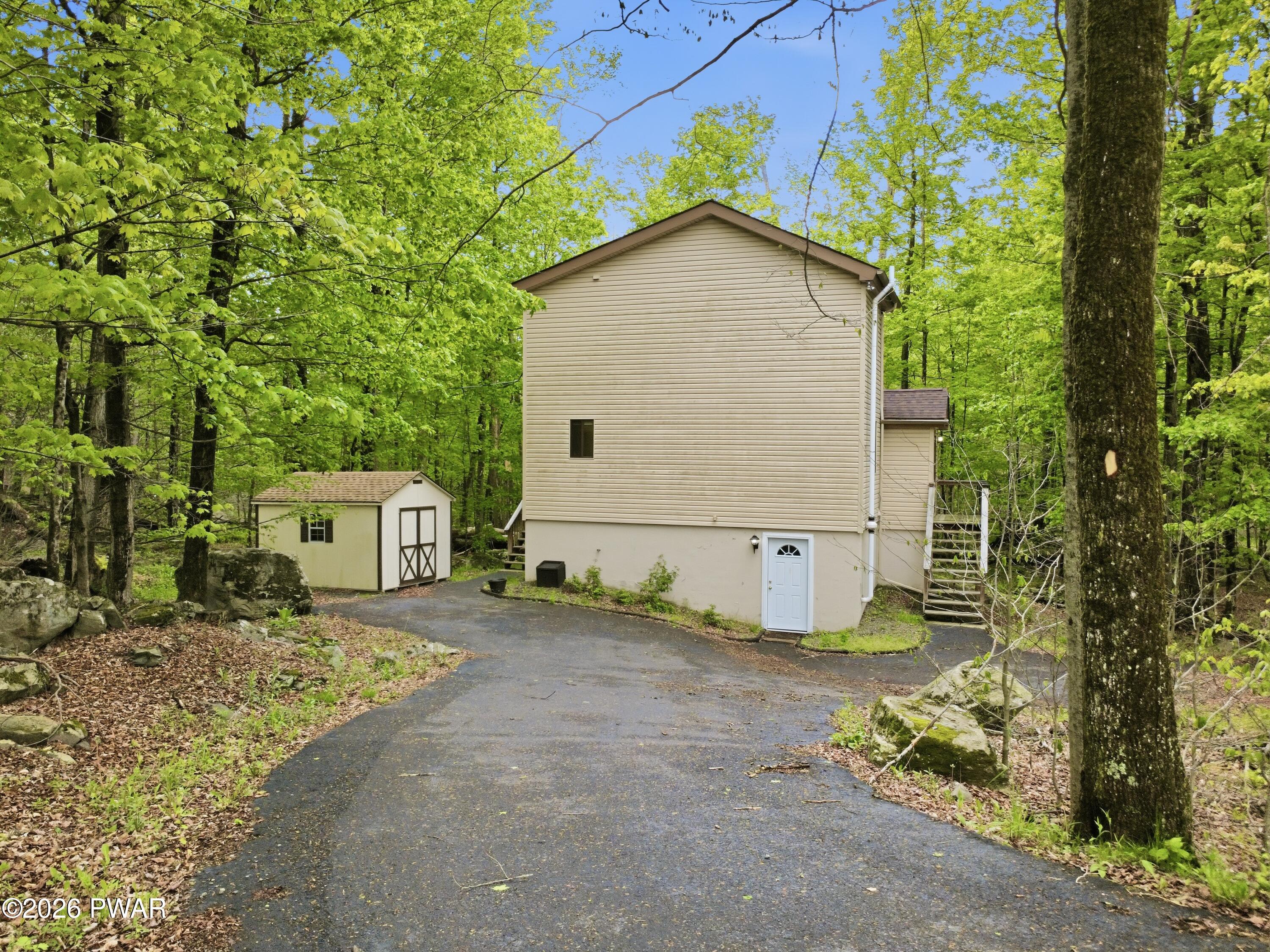 Image 4 Image 4