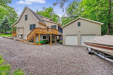 1079 Indian Drive