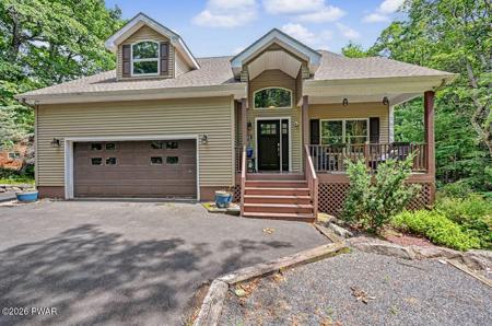 802 Overlook Court