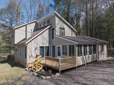 1044 Red Hawk Drive
