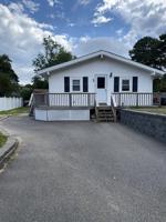 1 Plymouth Dr