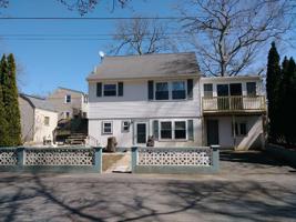 555 Dickinson Street