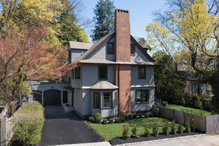 460 Walnut