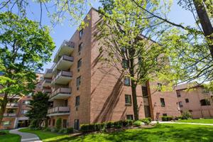 60 Pleasant Street