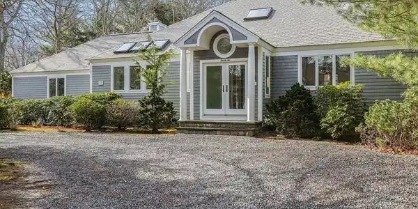 32 Sandcastle Drive