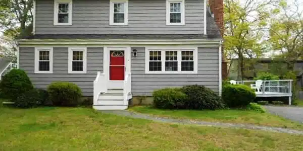 19 Narragansett St