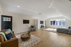 1 Webster St