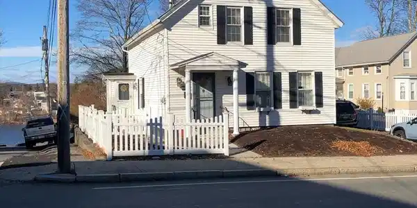 366 Main Street