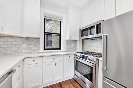11 Park Dr
