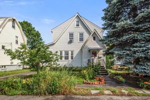 147 Mary St
