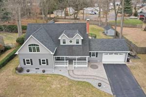 135 Edgewater Road