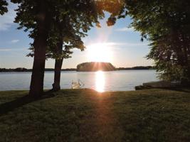 62 Bates Point Road