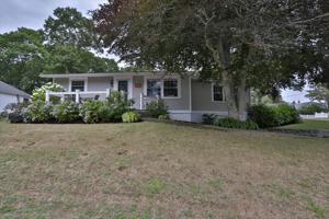 76 Ellsworth