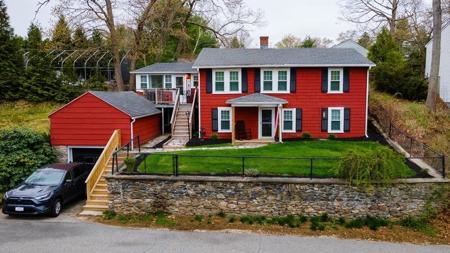 7 Colonial Rd