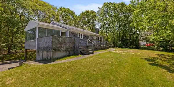 40 Green Meadow Lane