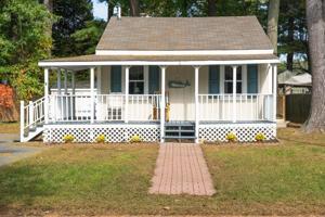 5 Hawthorne Rd