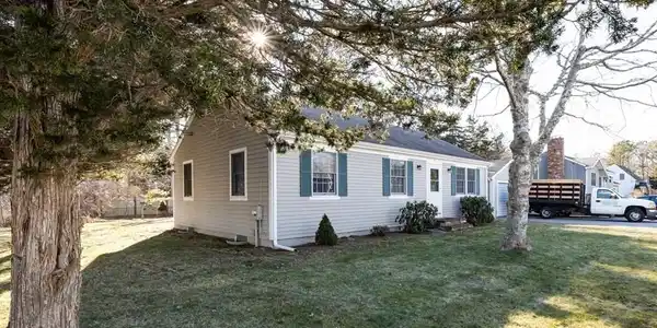93 Seatucket Road