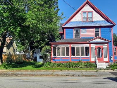 54 Vine St