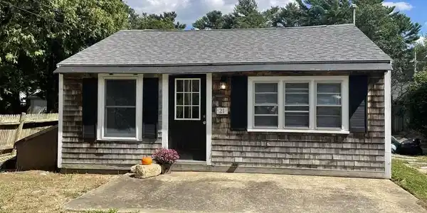 21 Cedar