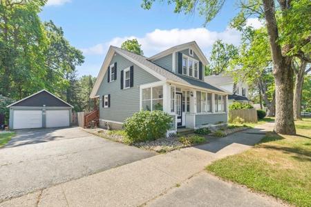 919 Wilbraham Rd