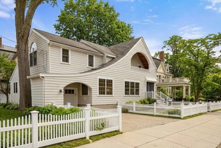 25A Eliot Street