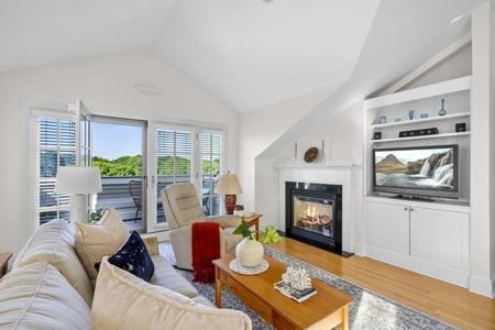36 Intrepid Cir