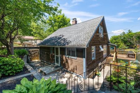 34 Lake Sargent Dr