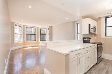 390 Commonwealth Ave