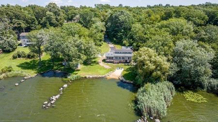 15 Tickle Road