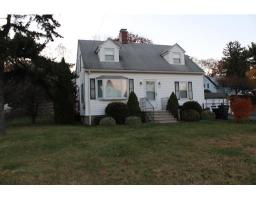 534 Lake Ave