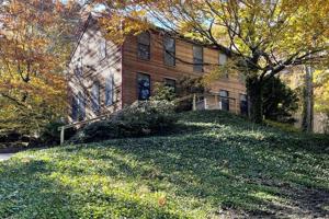 45 Valley Rd