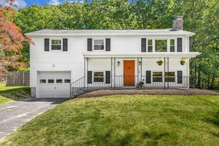 14 Hall Rd