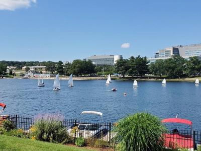67 N Quinsigamond Ave