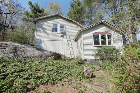 6 Hillside Road