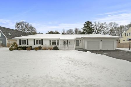 22-24 Edgemere Boulevard